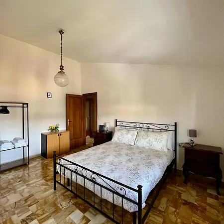 Settesanti Vintage Attic *
